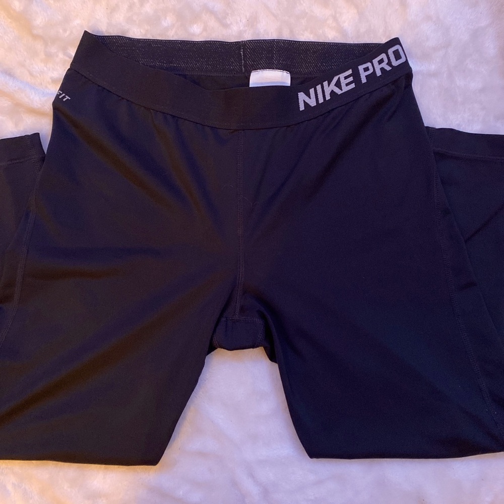 Nike pro capri leggings dry-fit cropped leggings